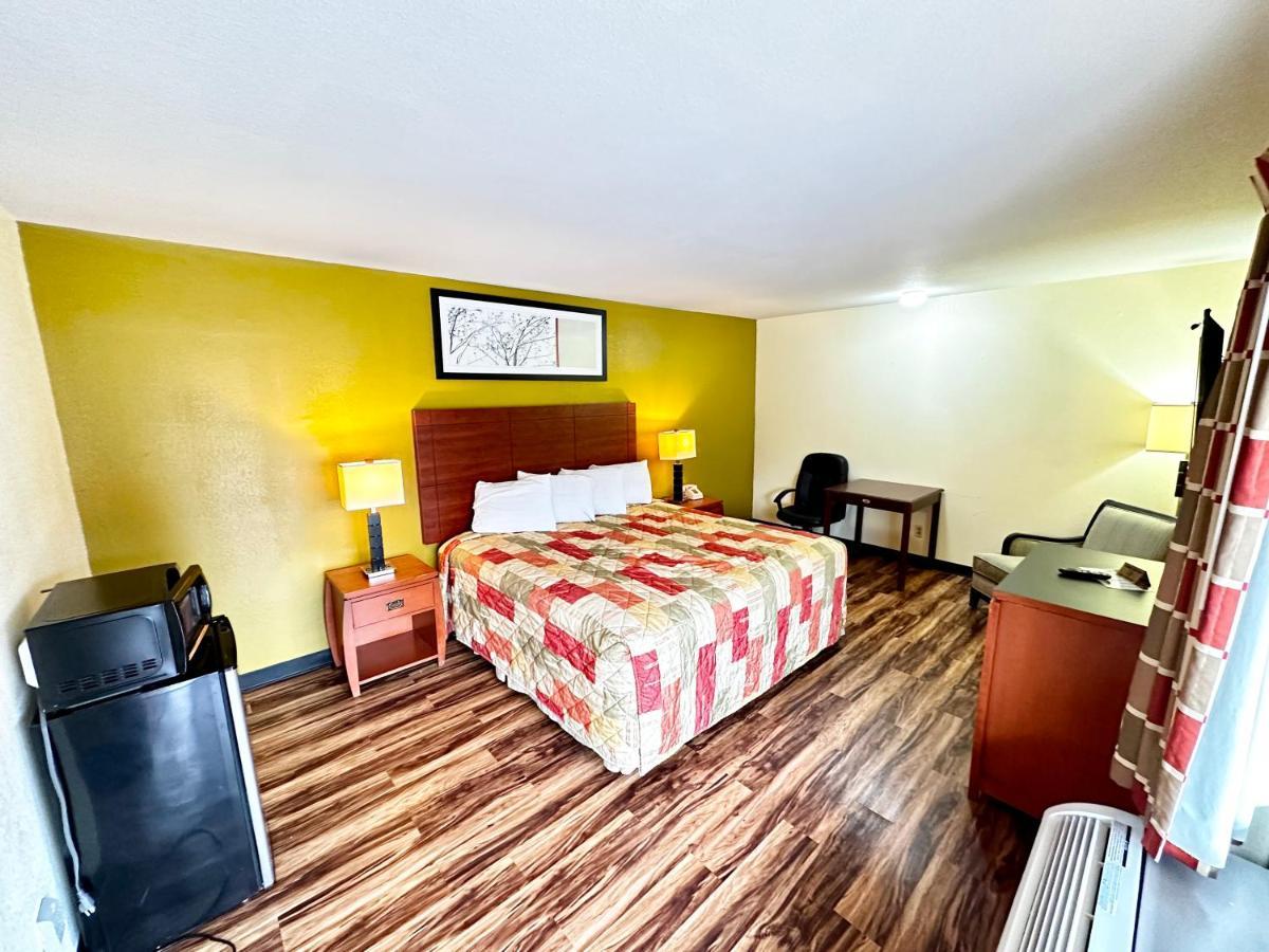 Regency Inn Iola Kültér fotó