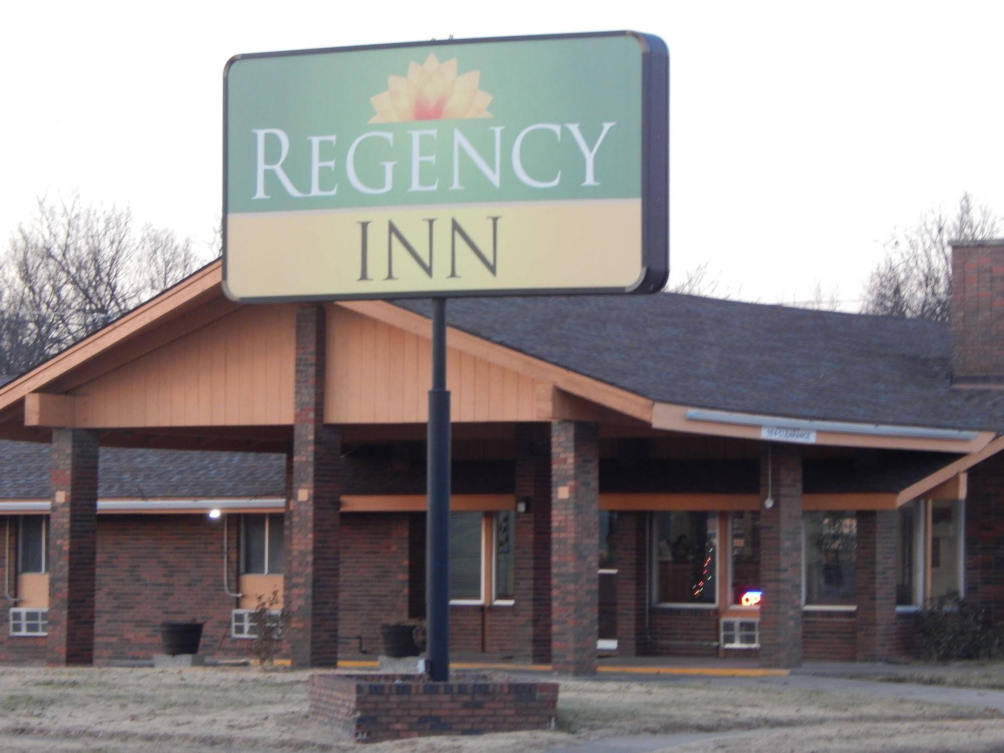 Regency Inn Iola Kültér fotó